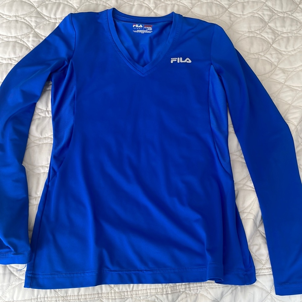 Fila xs long sleeve shirt.  Stretchy material.